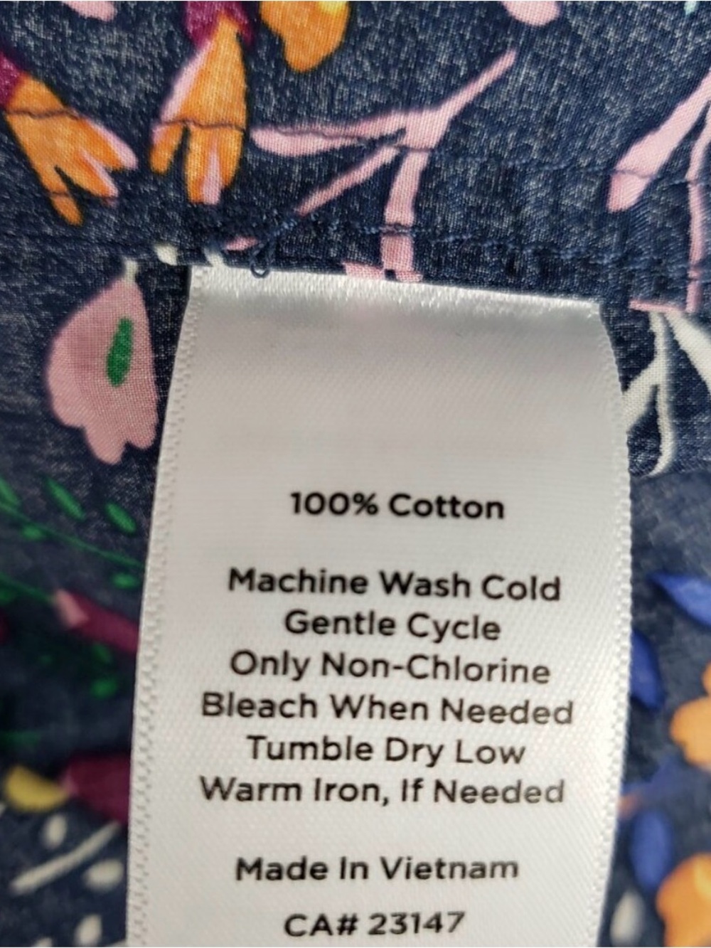 3 for $20 Sale: Talbots Navy Floral Buttondown- XL - Picture 6 of 6